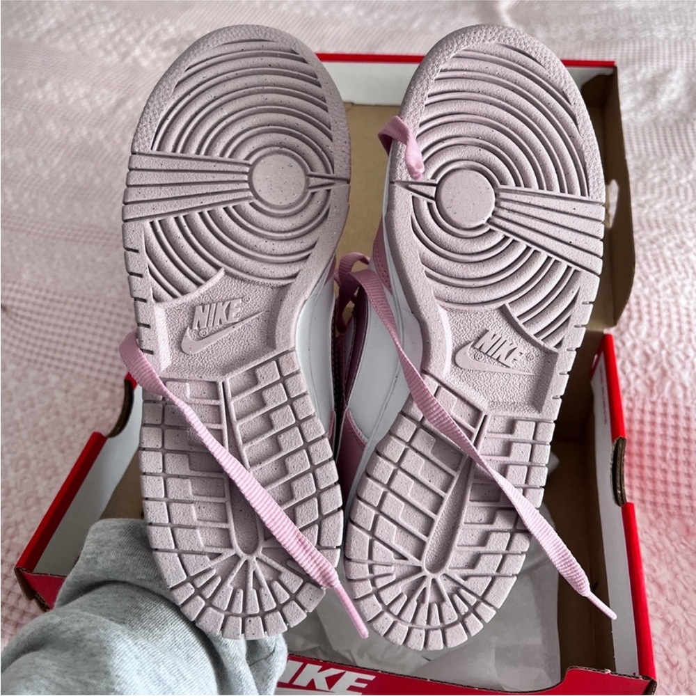 Nike Dunks low Pink Velvet - Picture 5 of 6
